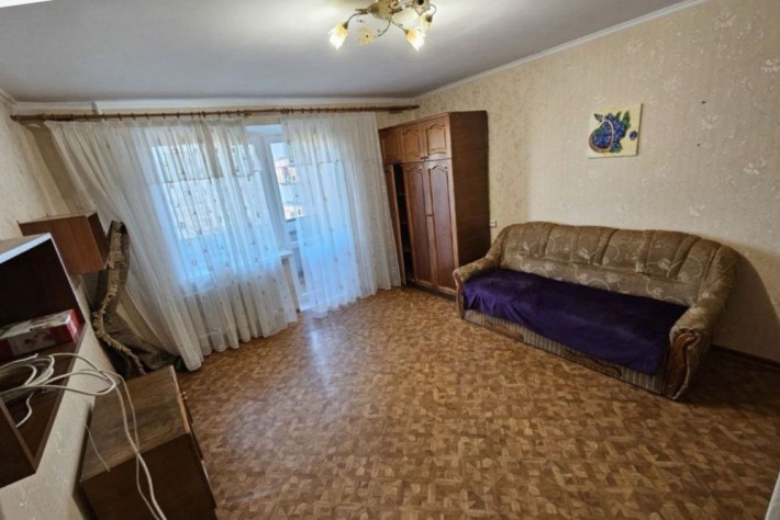 Продам повноцінну 1к.кв вул.Грушевського.ціна-42000 у е - фото 1