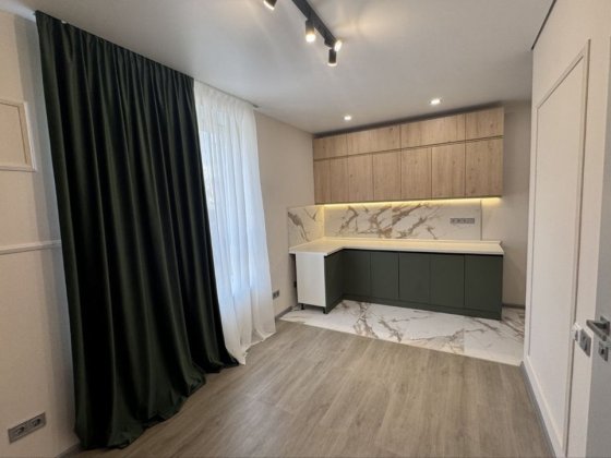 Продається готова квартира з красивим ремонтом. Поряд Бучанський парк Буча