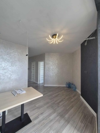 Продам 1-ну квартиру в сучасній новобудові - фото 1