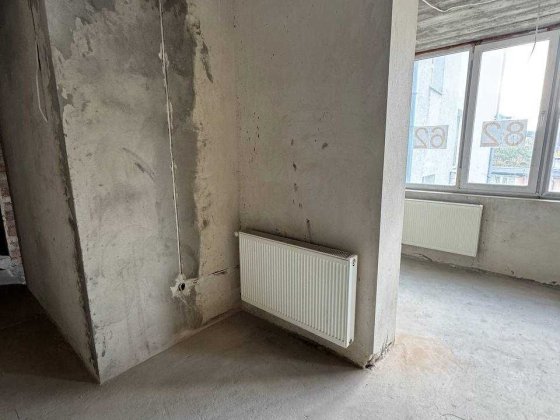 Продам квартиру в центрі з частковим ремонтом Івано-Франківськ