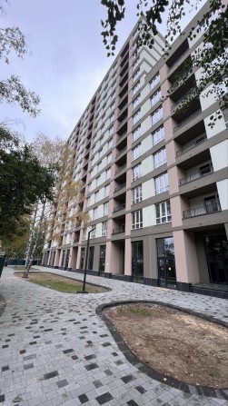 Продам 1 к.  квартиру в ЖК Крона парк . Krona Park 2 . Бровари. - фото 1