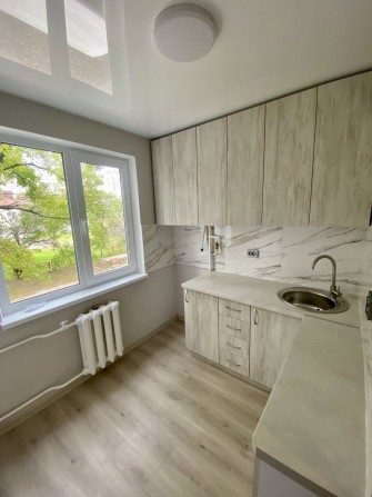 Продаж 2 кімнатна Біла Церква Центр 2 поверх. - фото 1