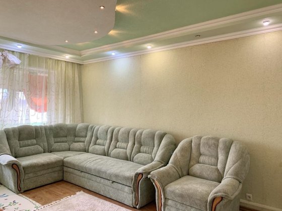 Продам 5-ти кімнатну квартиру з АО  ДНС поруч з річкою Белая Церковь