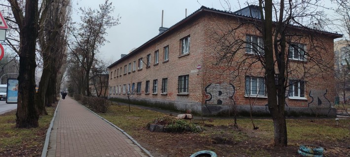 Продам трикімнатну квартиру в Вишневому - фото 1