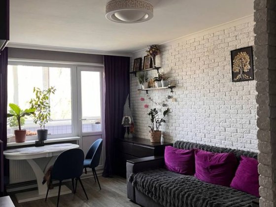 Продам 3-кімнатну квартиру з автономним опаленням і ремонтом Белая Церковь