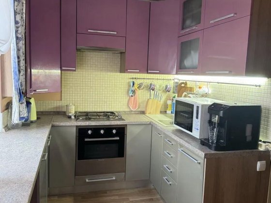 Продам 3-кімнатну квартиру, вул. Грушевського, Бровари SL Бровары