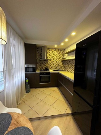 Продам 3к квартиру з автономним опаленням вул. В. Стуса ДНС - фото 1