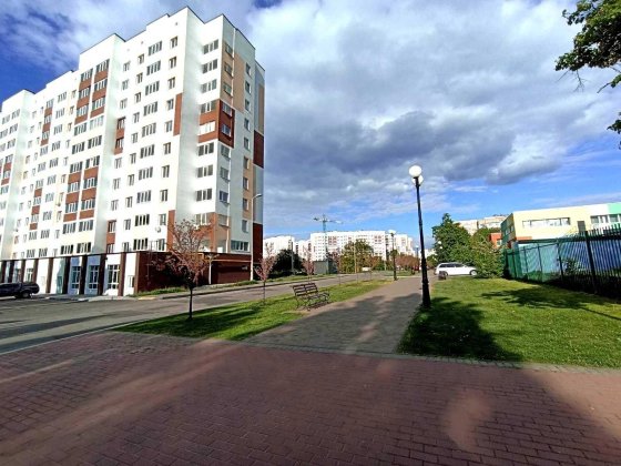 Продаж квартири ЖК Сади Вишневі 48 м2, будинок зданий, заселяється. Вишневое