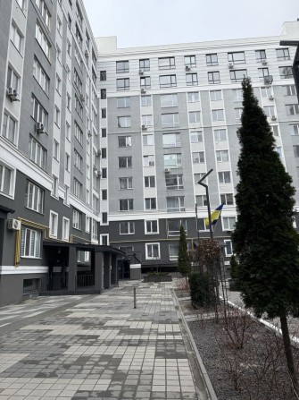 Квартира в готовому будинку! Мінімальне оформлення! - фото 1