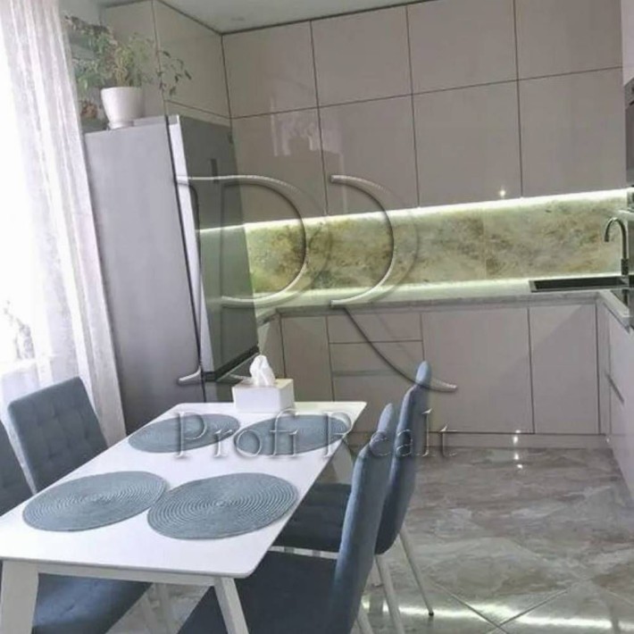 Продаж 2 кімн. кв./ Соборна, Бровари,Лісовий Квартал - фото 1