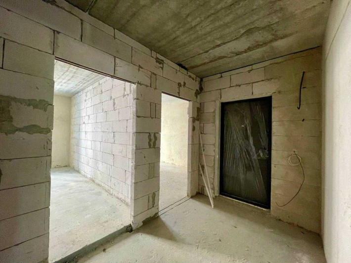 Терміново!!! 2 кімнатна, котел, стяжка, 5 поверх - фото 1