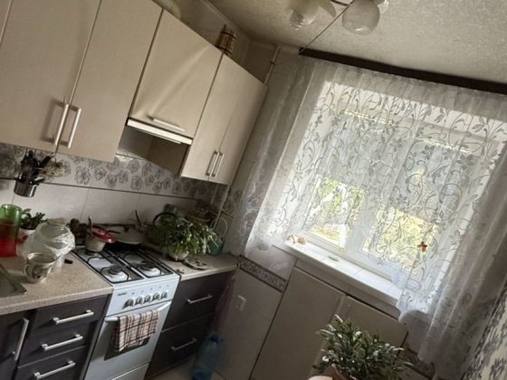 Продам 1 кім.квартиру вул.Мрії Київ Бровары