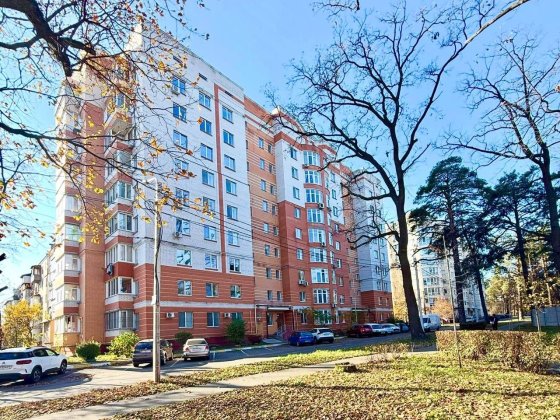 Самий центр Бучі 3х к квартира в якісному будинку! Буча