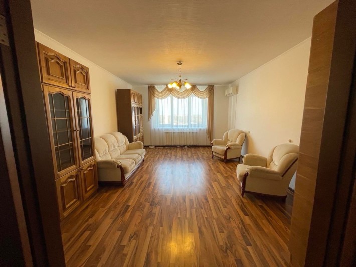 Продам 3 Бровари Аркадія Голуба, державні програми - фото 1