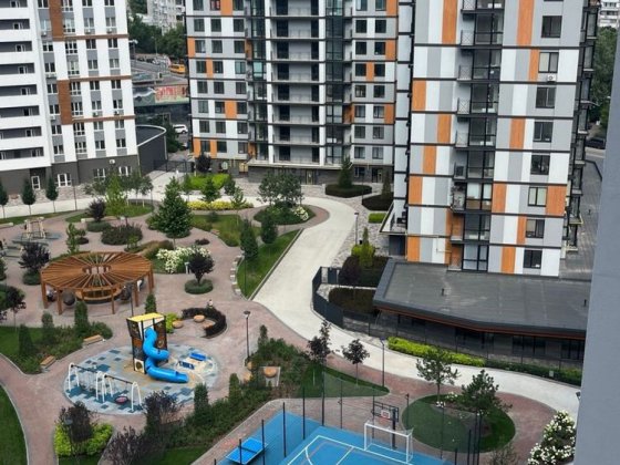 Квартира в центрі Вишневого Вишневе