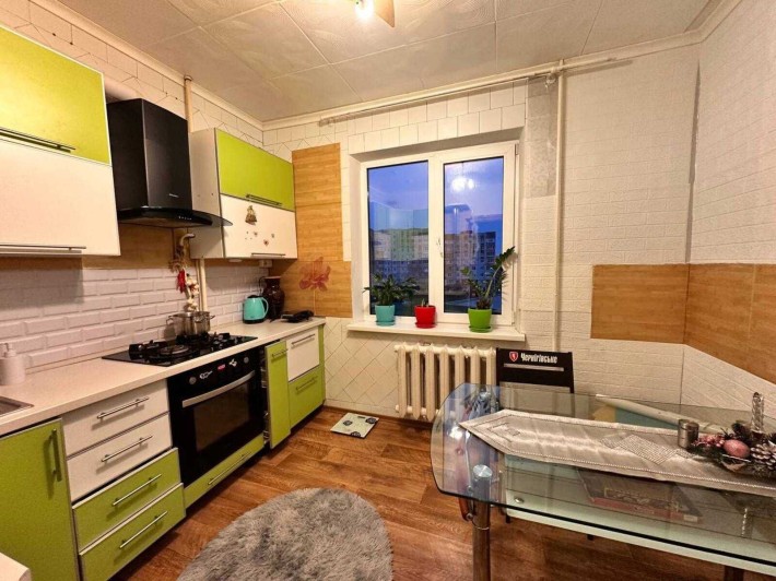 Продаж 3-ної квартири на  Таращанському м-ві - фото 1