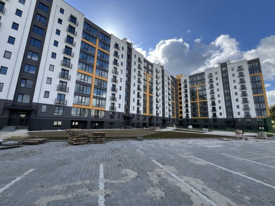 Продається двостороння 1 кім. на вигідних умова. Розт. 30 міс. Ивано-Франковск