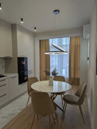 2-кімнатна квартира з Авторським ремонтом - фото 1