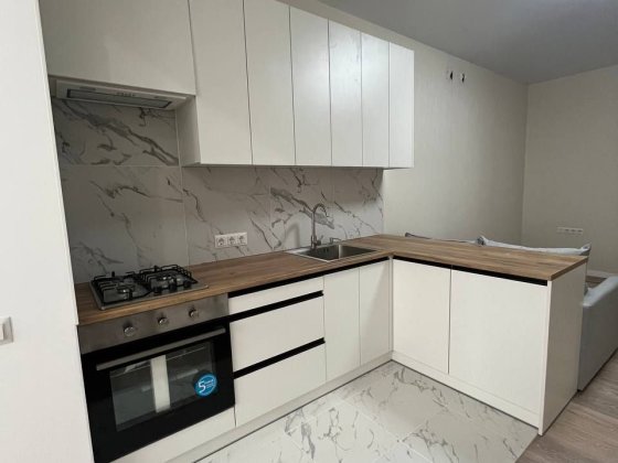 Готова однокімнатна квартира 46 м² з ремонтом в Бучі Ирпень