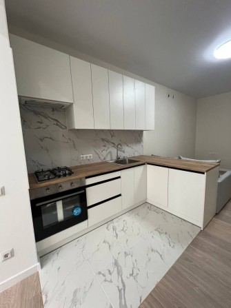 Готова однокімнатна квартира 46 м² з ремонтом в Бучі - фото 1