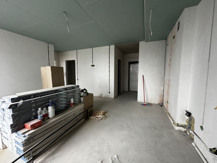 Здана 2-к. кв. з частковим ремонтом. Терміновий продаж! - фото 1