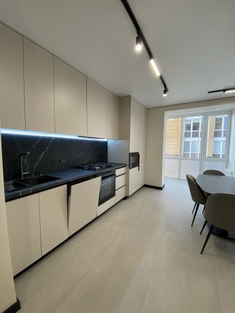 Двокімнатна квартира в ЖК «Центральний» в центрі міста! Новий ремонт! - фото 1