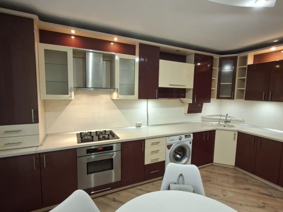 Продаж 3км.квартири. Ремонт. МЕБЛІ.Техніка. Євідновлення.Заходь і живи Ивано-Франковск