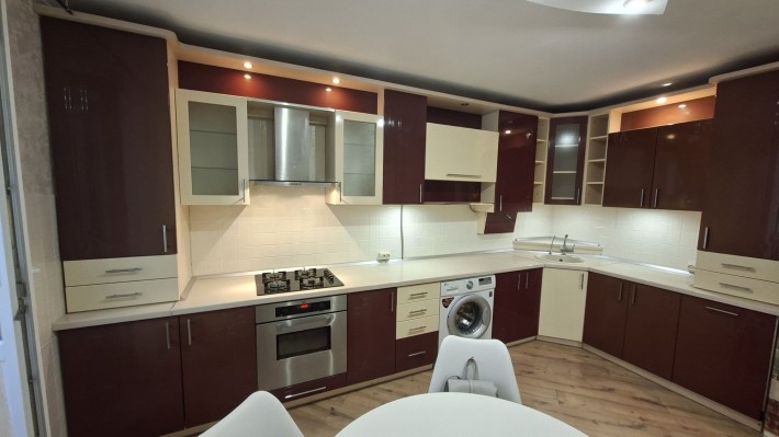 Продаж 3км.квартири. Ремонт. МЕБЛІ.Техніка. Євідновлення.Заходь і живи - фото 1