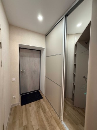 1-к кімнатна в «Синергія Сіті» з ремонтом) - фото 1