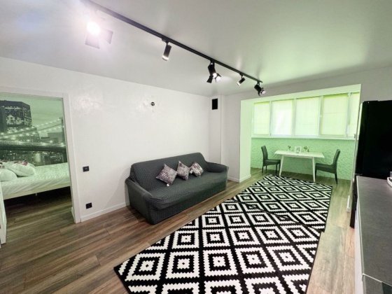 дуже ТЕРМІНОВО новобудова 1-кімнатна з меблями та технікою Белая Церковь