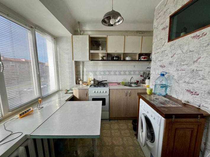 Продається 2-кімнатна квартира на пр.Соборному (Малий ринок) - фото 1