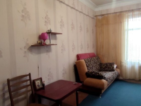 Продам 3 комнаты на Защитников Украины рн Конный рынок Харьков