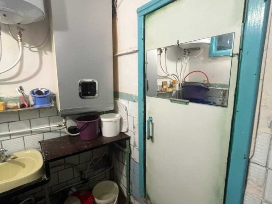 Продам комнату в комунне Одесса