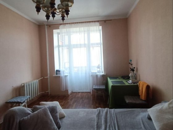 Выделенная коммуна на Бабеля. Дом -сталинка. (620-560) Одесса