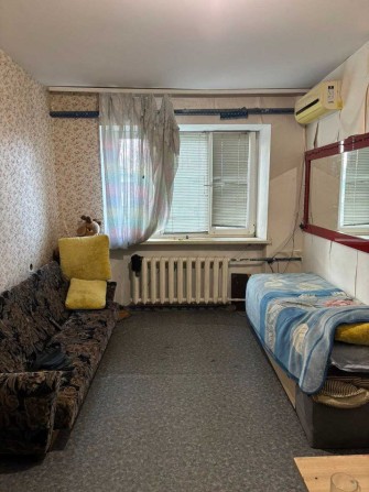 Продается комната в коммуне 18 м Черемушки ул.Космонавтов - фото 1