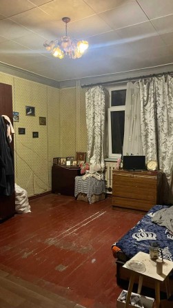 Продам комнату возле м. Масельского - фото 1