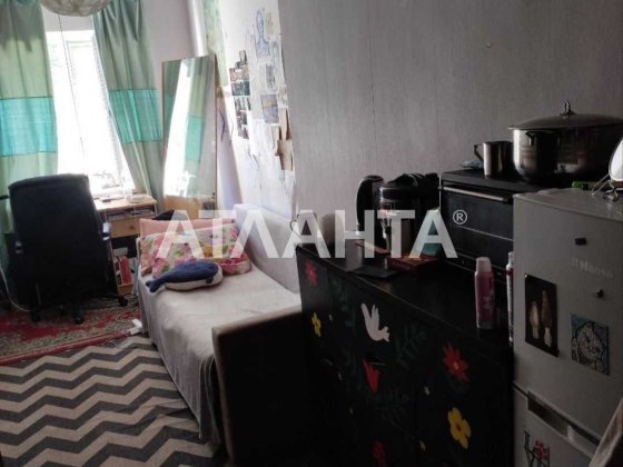 Продам комнату в коммунальной квартире по   ул. Космонавтов. Одесса