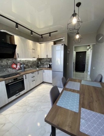 Продам 1-комнатная с ремонтом новый ЖК 34 Жемчужина/Центр/Вид на Море - фото 1