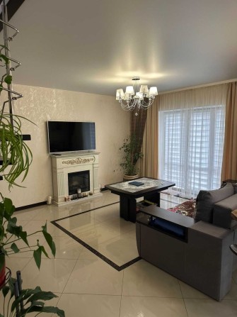 Дворівнева квартира у Ворзелі  147 м² з ремонтом за 89000 - фото 1