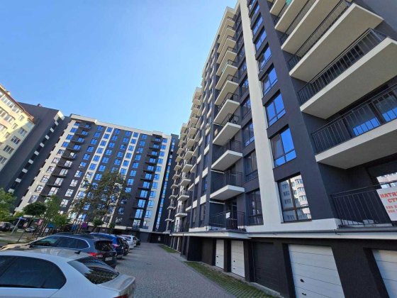 Продається 2 кімнатна Комфорт парк Ивано-Франковск