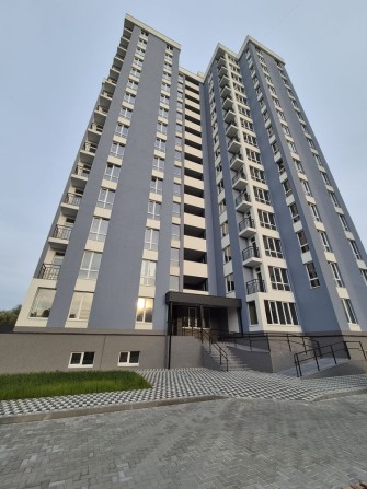 Продам 3 кімнатну квартиру в новобудові на Шевченка - фото 1