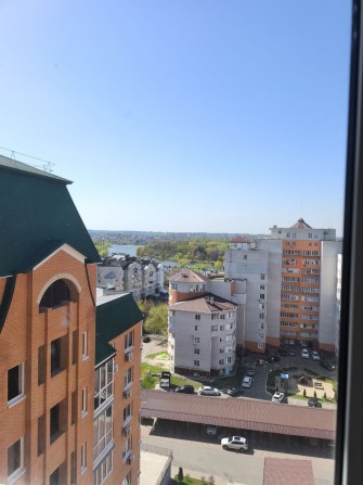 Продаю 2-х кімнатну квартиру на Запорізькій - фото 1