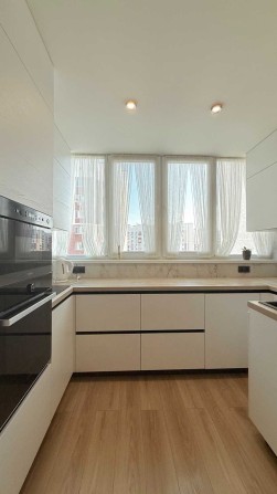 Квартира-мрія: світла, простора, гардеробна, ідеальний ремонт, 60 м² - фото 1