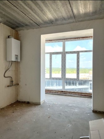 Простора 1к квартира,без ремонту!Зручна локація, швидкий виїзд до Києв - фото 1