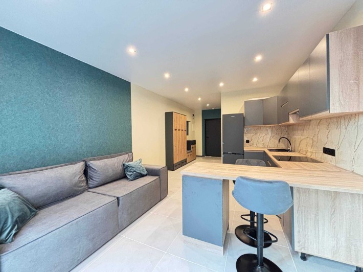 Продається укомплектована 1к квартира з ремонтом біля озера. БАСЕЙН! - фото 1