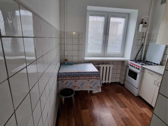 Продаж 2 кім Вишневе, цетр Вишневе