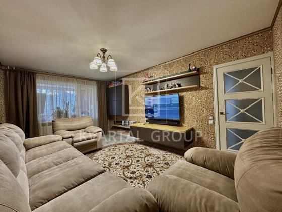 Продам 3к квартиру (73м2) Два балкони та підвальне приміщення! Ирпень