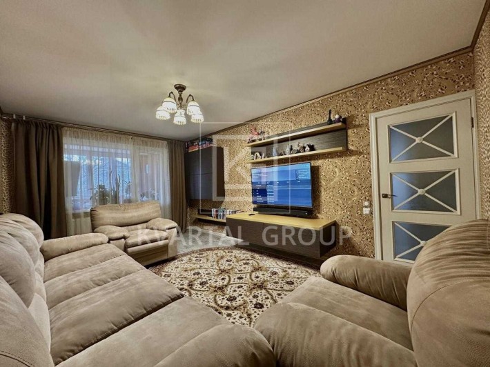 Продам 3к квартиру (73м2) Два балкони та підвальне приміщення! - фото 1