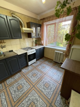 3к квартира в Бучі!2 балкона!газ!Без комісії!Мін.оформл. - фото 1