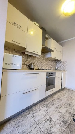 Податки 2 %! Квартира з РЕМОНТОМ! ТОП локація! Без комісії - фото 1